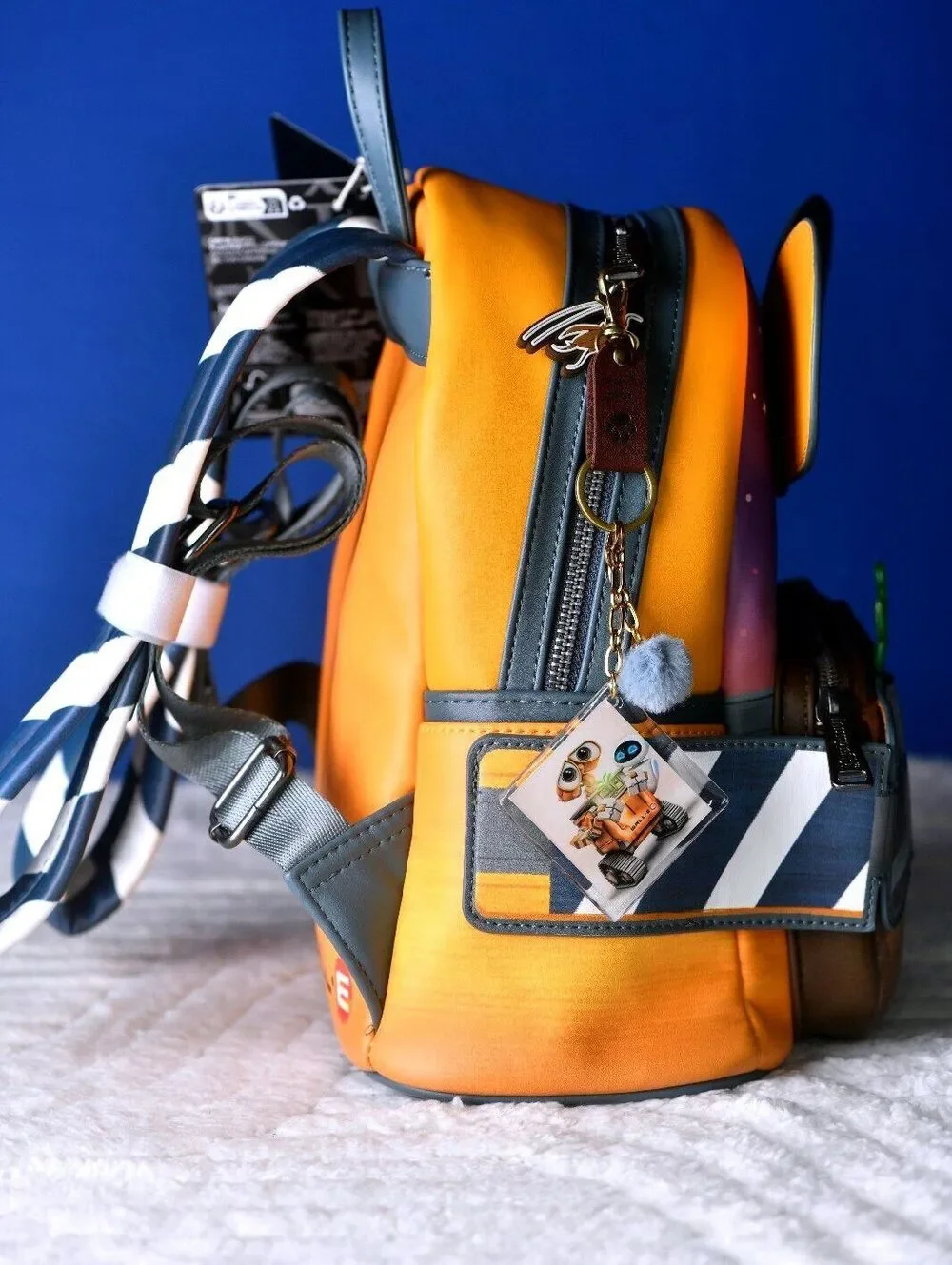 Loungefly disney pixar